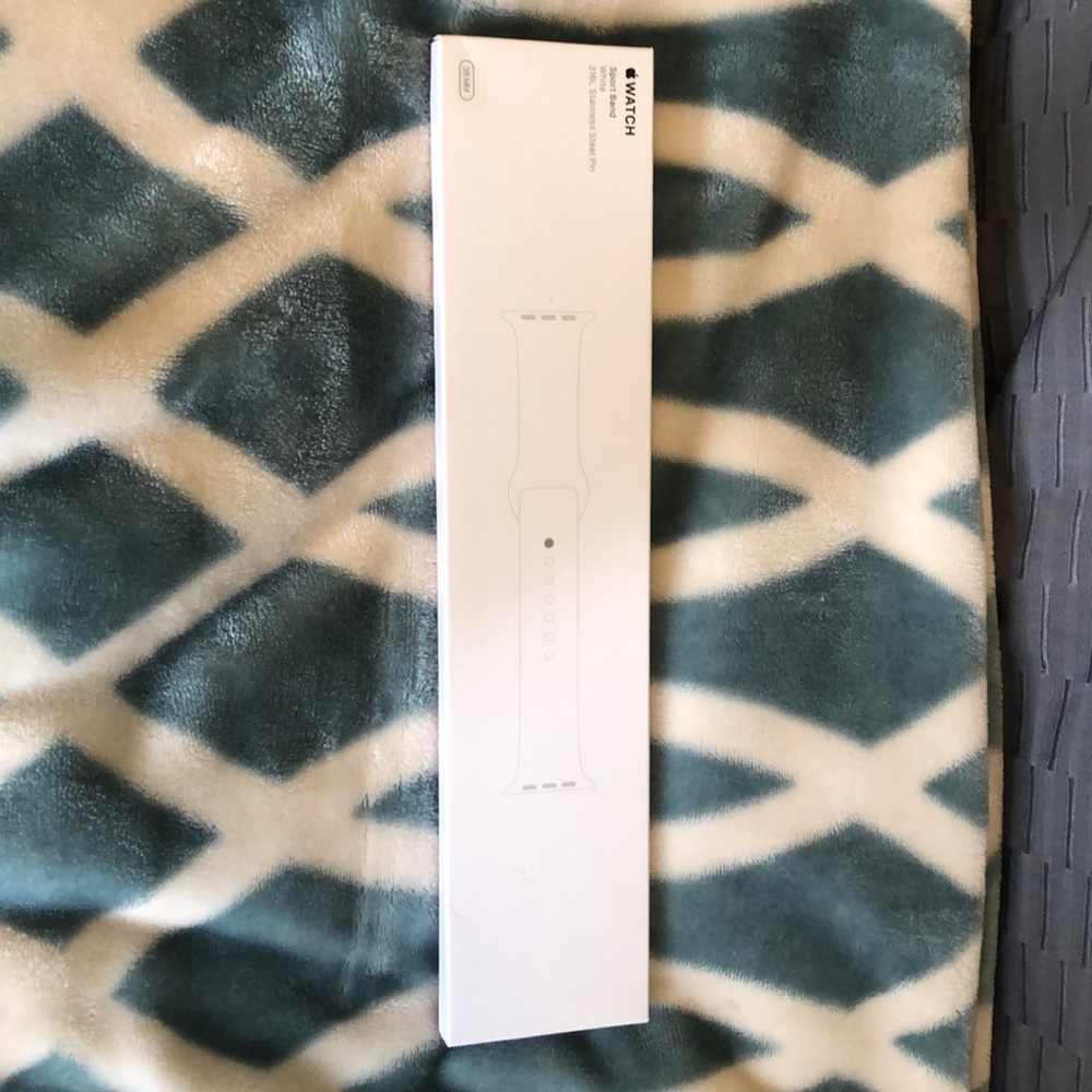 Apple Watch Sport Band (White, 38 MM).